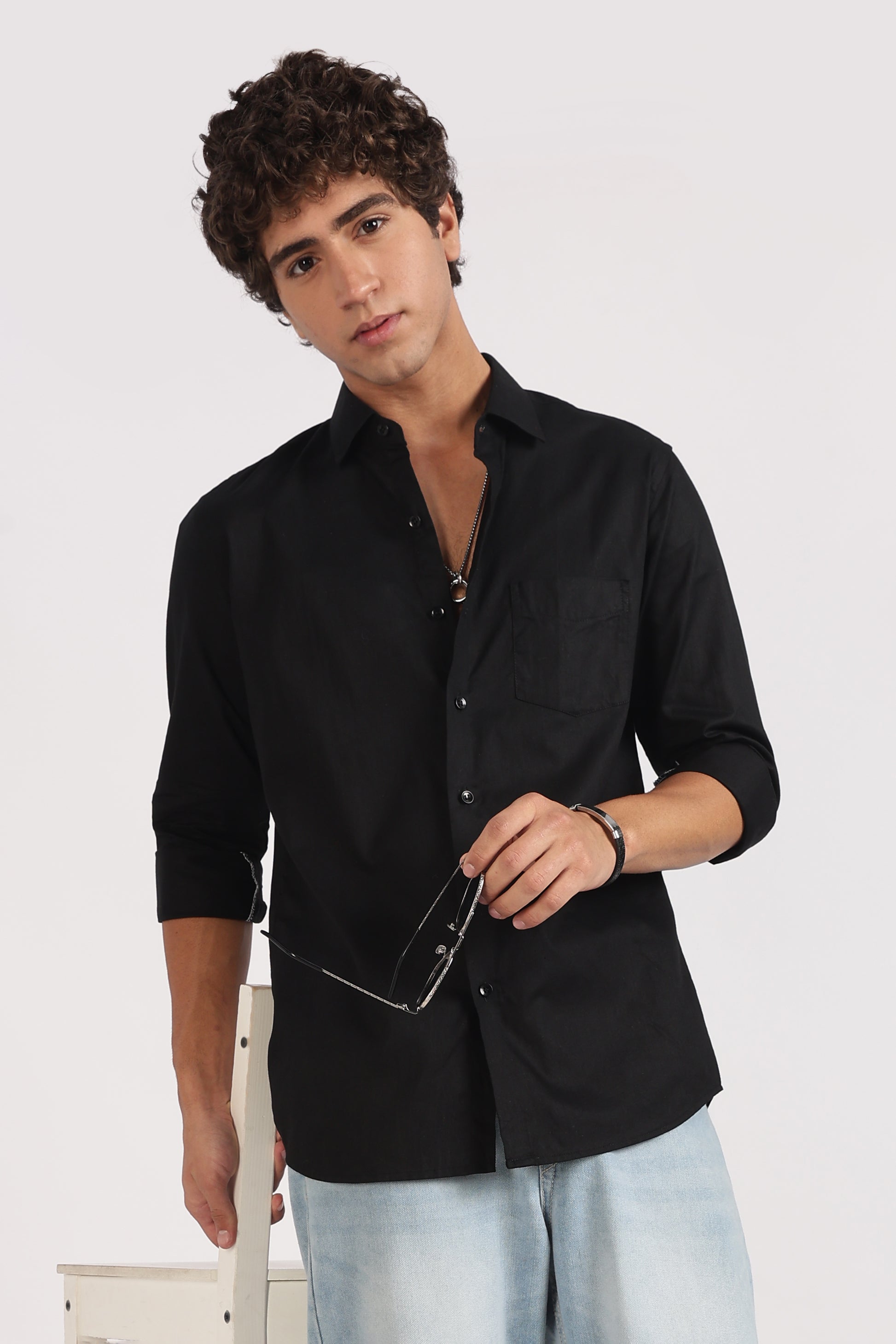 black cotton regular fit casual shirt